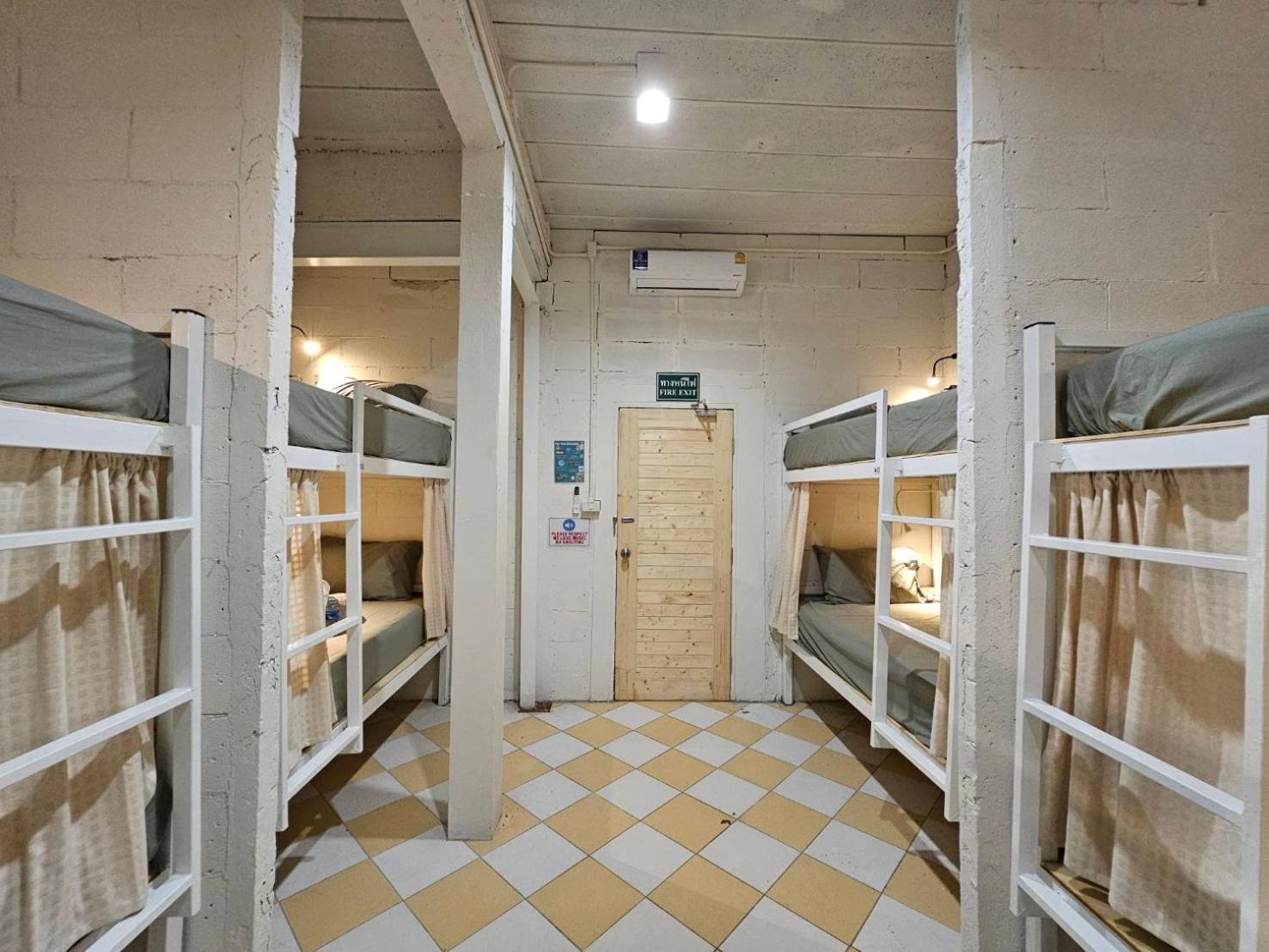 Hao Norn Hostel Тонг Сала Экстерьер фото