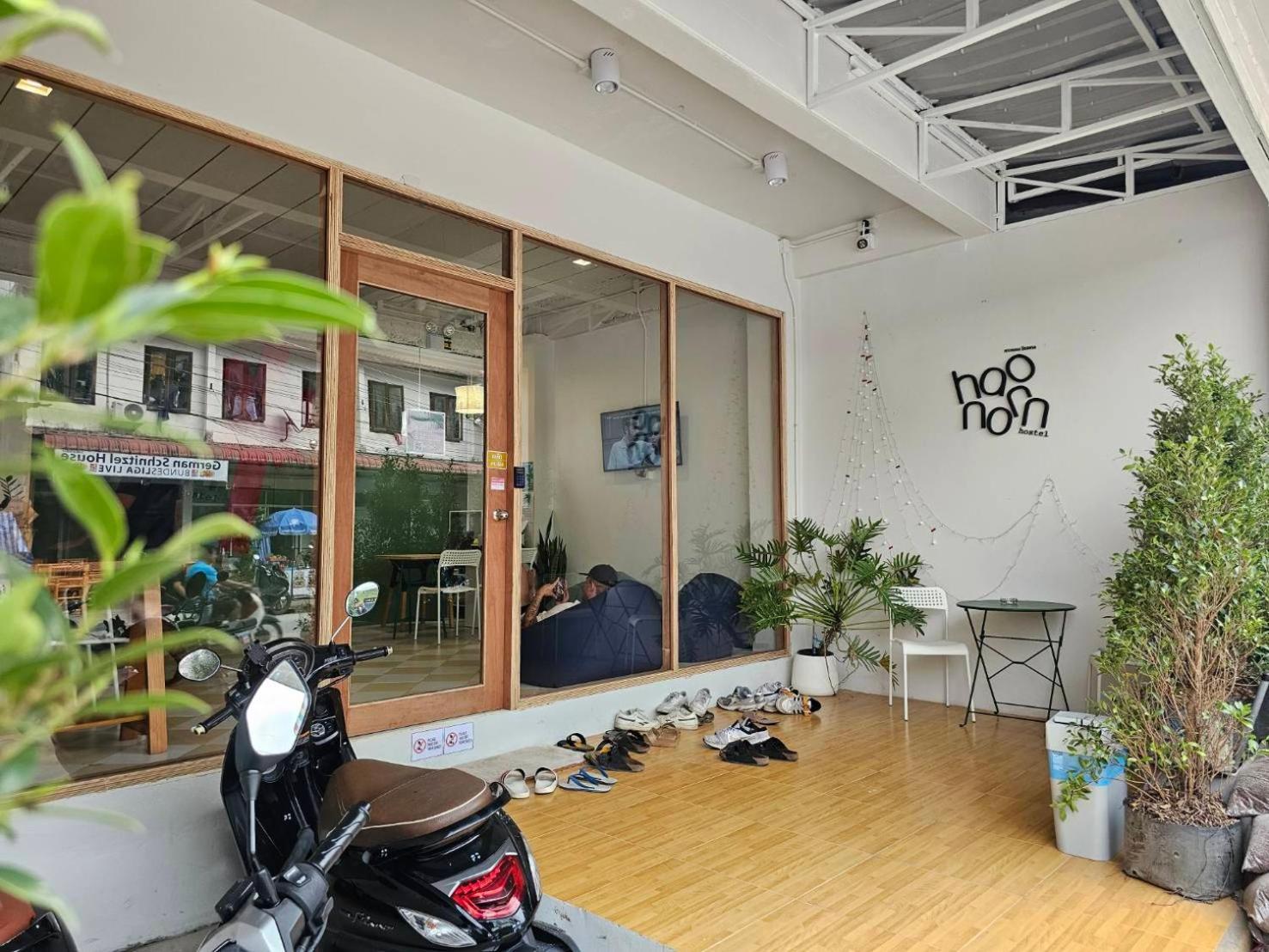 Hao Norn Hostel Тонг Сала Экстерьер фото