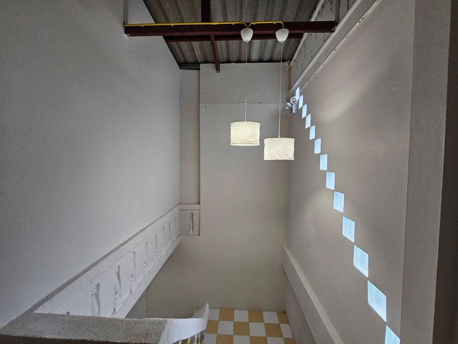 Hao Norn Hostel Тонг Сала Экстерьер фото