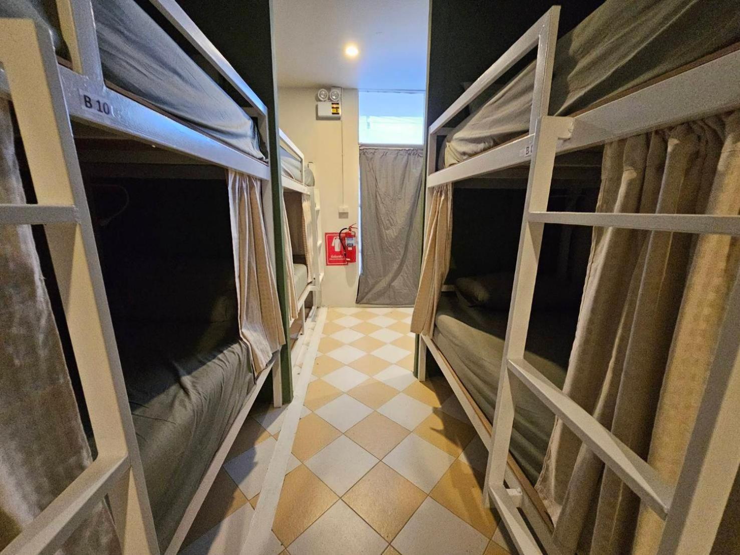 Hao Norn Hostel Тонг Сала Экстерьер фото