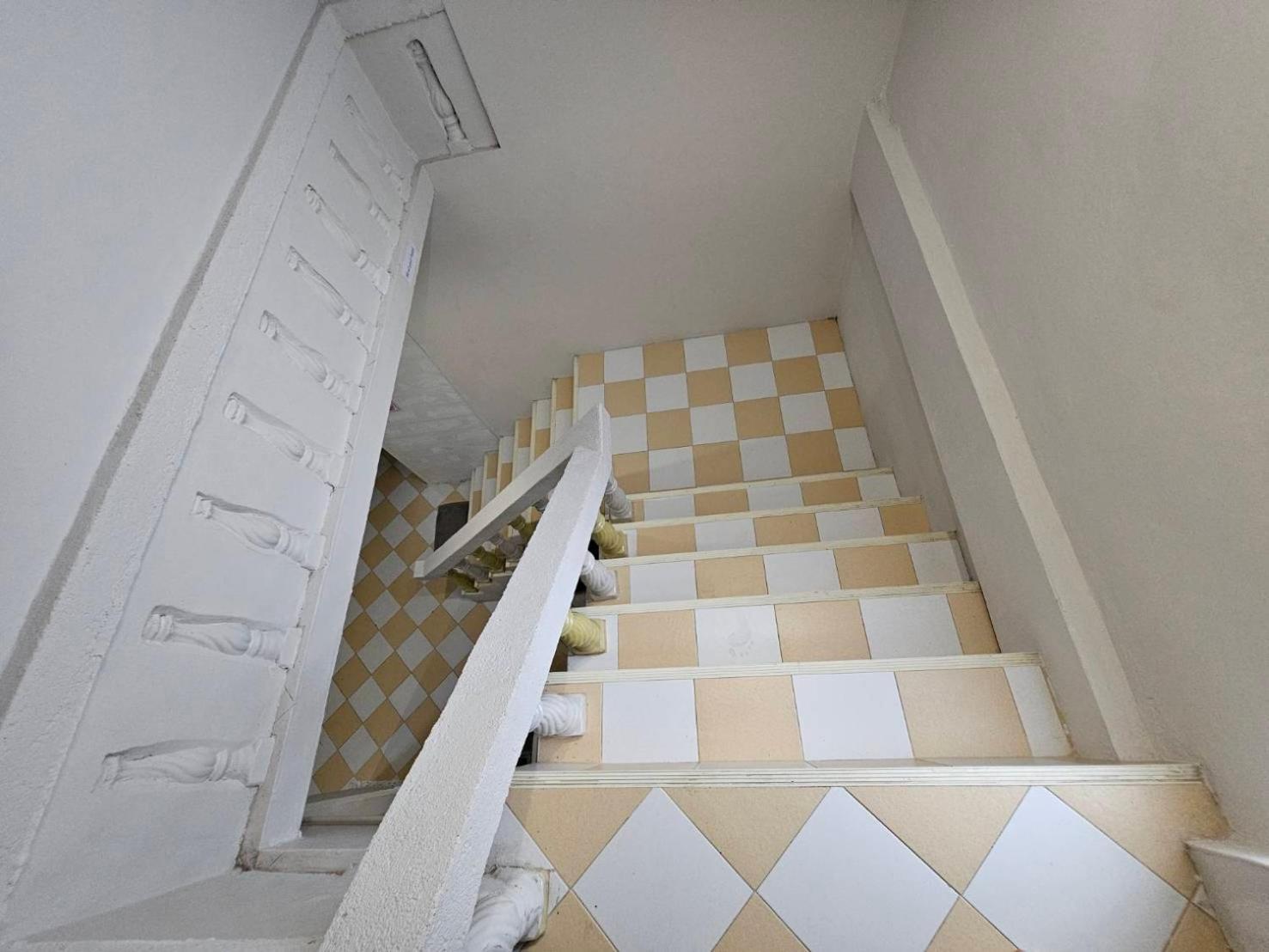 Hao Norn Hostel Тонг Сала Экстерьер фото